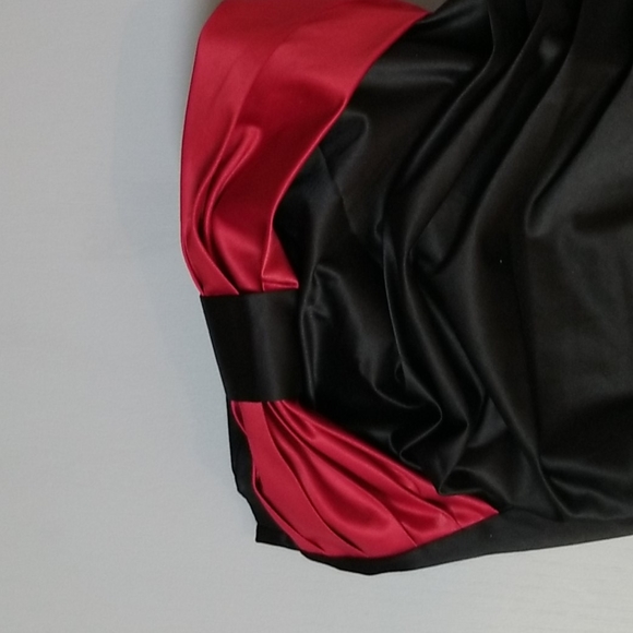 Dress - Picture 2 of 7